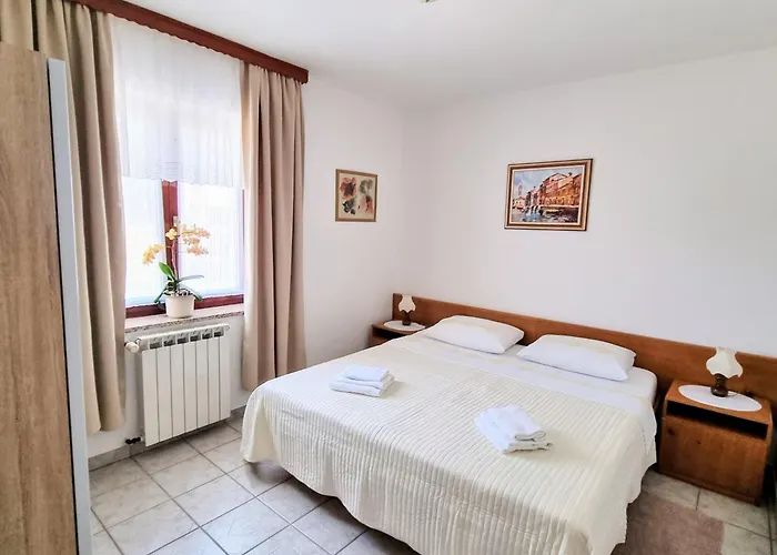 Senka 아파트 브르사르