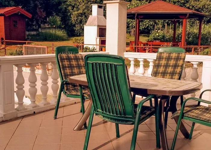 Senka 아파트 브르사르